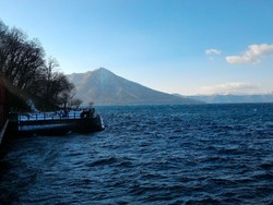 Danau Shikotsu Toya yang Tak Pernah Beku & Kisah Orang Hilang