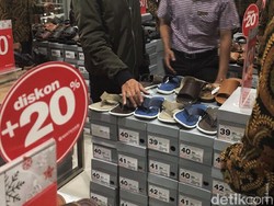 Sandal Diskon Jokowi Ramai Dibahas Netizen