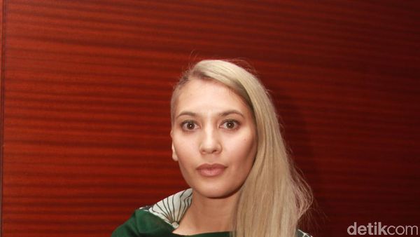 Rambut Side Undercut Hannah Al Rashid