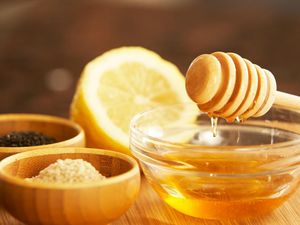 Padukan Madu dengan 8 Bahan Ini untuk Bantu Turunkan Berat Badan (2)
