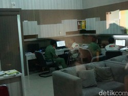 KPK Geledah Ruang Kerja Sekda Pemkab Jombang