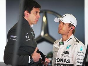 Kursi Lowong Mercedes Banjir Peminat, Wolff Mengaku Dihujani Telepon Kursi Lowong Mercedes Banjir Peminat, Wolff Mengaku Dihujani Telepon