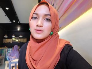Nyak Khalida Makmoer, Hijabers Cantik Asal Aceh yang Populer di Instagram Nyak Khalida Makmoer, Hijabers Cantik Asal Aceh yang Populer di Instagram