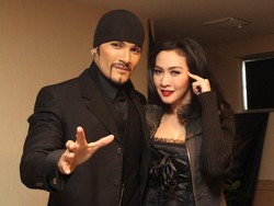 Romy Rafael Ajak Istri Show ke Timur Tengah