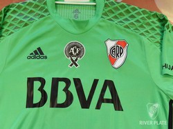 Jersey Hijau River Plate sebagai Penghormatan kepada Chapecoense