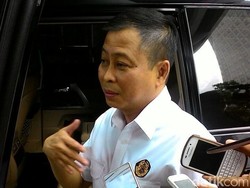 Jonan Kunjungi Calon Lokasi Smelter Amman Mineral