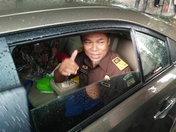 Sambangi KPK, Mantan Ketua PPATK Laporkan LHKPN