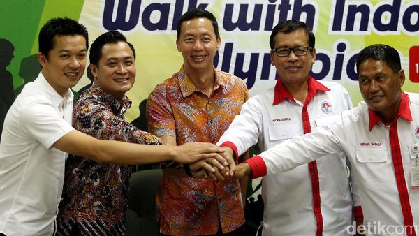 Kemenpora Gelar Walk With Indonesian Olympian 2016