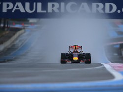 Webber Prediksikan Red Bull Jadi Penantang Mercedes di 2017