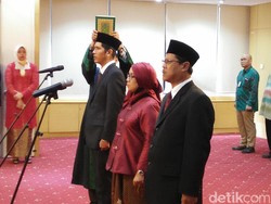 Ketua KPK Lantik 3 Pejabat Struktural Termasuk Jubir Baru Febri Diansyah