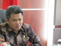Ini Komentar Ketua KPPU Soal Holding BUMN Energi