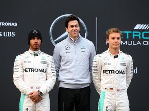 Takkan Ada Pebalap Nomor Dua di Mercedes Takkan Ada Pebalap Nomor Dua di Mercedes