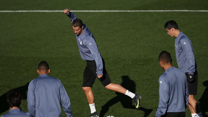 Duel dengan Dortmund Bak Final untuk Madrid