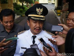 Rumah Sekda Jombang Digeledah KPK, Bupati: Ibu Sekda Berdoa Saja