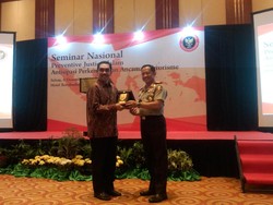 Jenderal Tito dan Komjen Suhardi Alius Teken MoU Pencegahan Terorisme