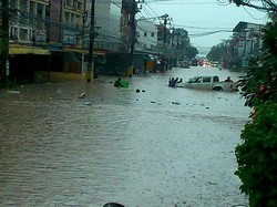 14 Orang Tewas Akibat Banjir Parah di Thailand