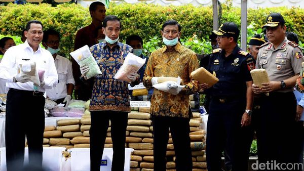Jokowi Musnahkan Barang Bukti Narkoba