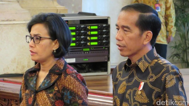 SPJ Sampai 44 Rangkap, Jokowi: Laporan Bertumpuk-tumpuk Tapi Korupsi Banyak SPJ Sampai 44 Rangkap, Jokowi: Laporan Bertumpuk-tumpuk Tapi Korupsi Banyak