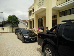 Kejari Jaktim Bersama Wali Kota Cek Pembangunan Kantor Kelurahan Pondok Kopi