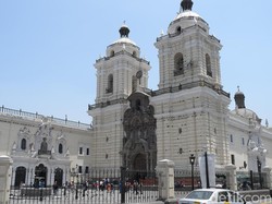 Mengintip Gereja Tertua di Peru, Iglesia de San Francisco