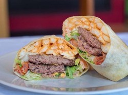 Uniknya Kombinasi Burger dan Burrito dalam Burgrito