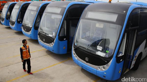 Melihat Lebih Jelas 23 Bus Baru TransJ Merek Zhongtong