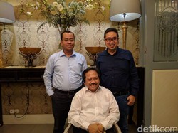 Smartfren Ditinggal Dua Punggawa