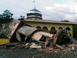 Wabup Pidie Jaya: Puluhan Orang Tertimbun Bangunan Akibat Gempa