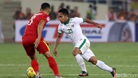 Hal itu membuat pertandingan dilanjutkan ke extra time.