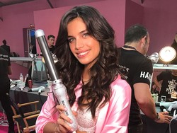 Curling Iron Favorit Model Victorias Secret Ini Seharga Rp 80 Juta