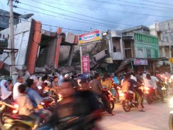 Gempa 6,4 SR di Aceh, Begini Potret Kepanikan Warga dan Bangunan yang Rusak
