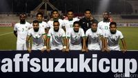 Pendukung Timnas Rela Antre Hingga Pingsan