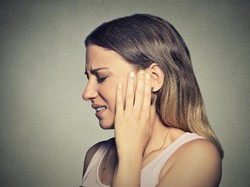 Fakta-fakta Stroke Kuping yang Bikin Tuli Mendadak: Penyebab dan Gejalanya