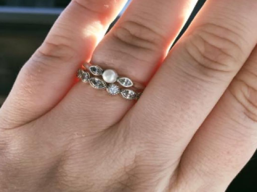 Menang Program Lunasi Utang, Danang Tebus Cincin Kawin di Pegadaian Menang Program Lunasi Utang, Danang Tebus Cincin Kawin di Pegadaian