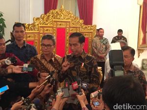 Soal Isu Pekerja China Masuk RI, Jokowi: Kayak Ada Angin Puting Beliung Saja Soal Isu Pekerja China Masuk RI, Jokowi: Kayak Ada Angin Puting Beliung Saja