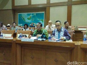Presdir Freeport: Kami Komitmen Bangun Smelter Presdir Freeport: Kami Komitmen Bangun Smelter