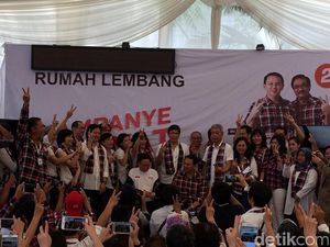 Liem Swie King cs Serahkan Raket ke Ahok: Smes Para Koruptor!