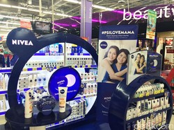 Belanja dan Berdonasi Bersama Transmart Carrefour dan Nivea Sambut Hari Ibu