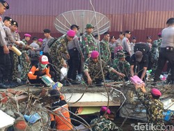 Tim Gabungan Masih Cari Korban Gempa di Pasar Meureudu Aceh
