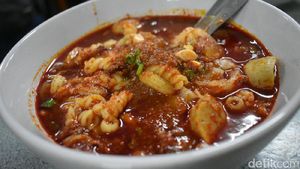Berani Coba? Ini Dia 7 Makanan Pedas yang Paling Fenomenal!