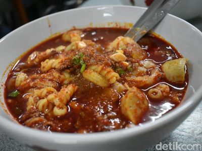 Berani Coba? Ini Dia 7 Makanan Pedas yang Paling Fenomenal!