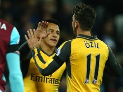 Soal Sanchez-Oezil, Parlour: Pemain Terbaik Harus Dipertahankan