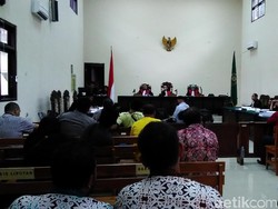 Istri Pengikut Dimas Kanjeng yang Dibunuh Minta Pelaku Dihukum Mati