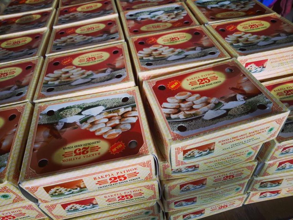 Mudik Dilarang, Omset Bakpia Yogyakarta Tinggal 20 Persen Mudik Dilarang, Omset Bakpia Yogyakarta Tinggal 20 Persen