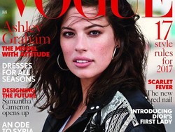 Miris, Ashley Graham Ditolak Pakai Baju Desainer karena Bertubuh Plus Size