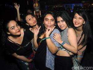 Melihat Lagi Keseruan Penonton DWP di Jakarta