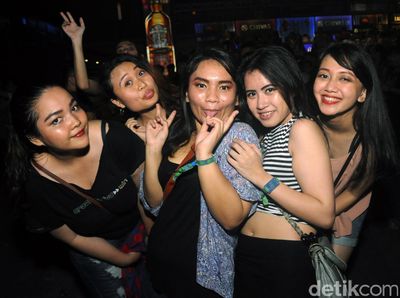 Melihat Lagi Keseruan Penonton DWP di Jakarta
