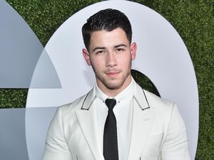Ups! Nick Jonas Diraba Fans Wanita Ups! Nick Jonas Diraba Fans Wanita