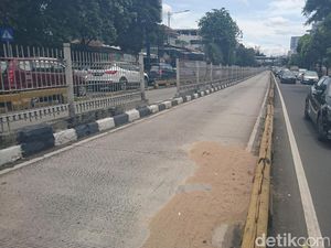 Detail Kejadian Pejalan Kaki Tertabrak TransJ di Mampang