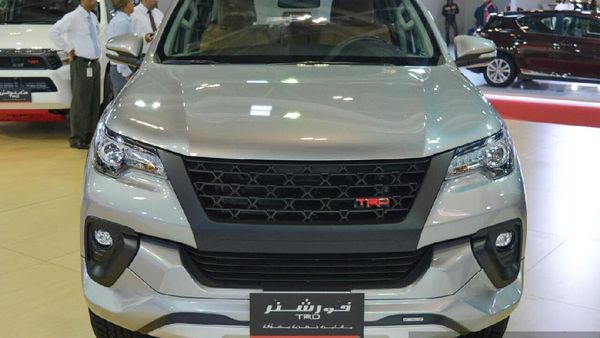 Toyota Fortuner Bermesin Besar